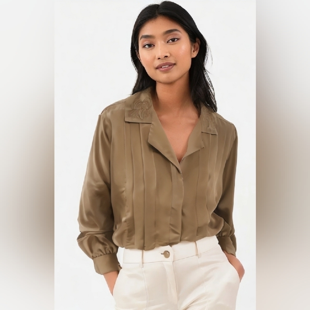 Vintage V-Neck Button Down Shirt Size 14
